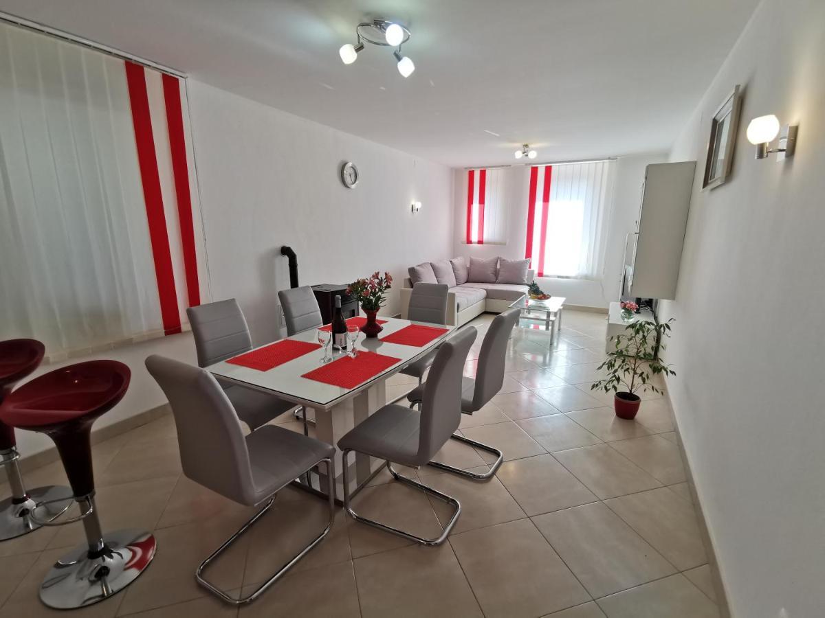 Apartament Parun Pula Zewnętrze zdjęcie