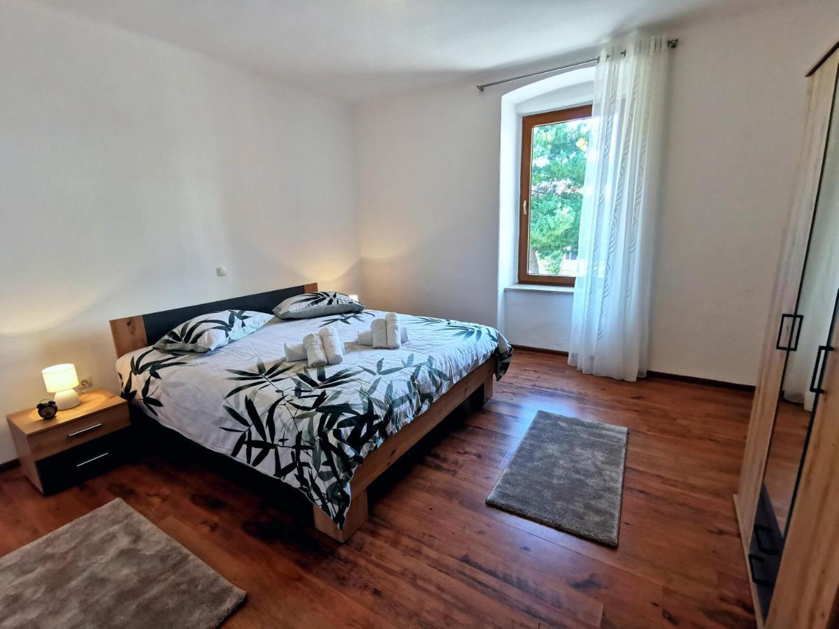 Apartament Parun Pula Zewnętrze zdjęcie