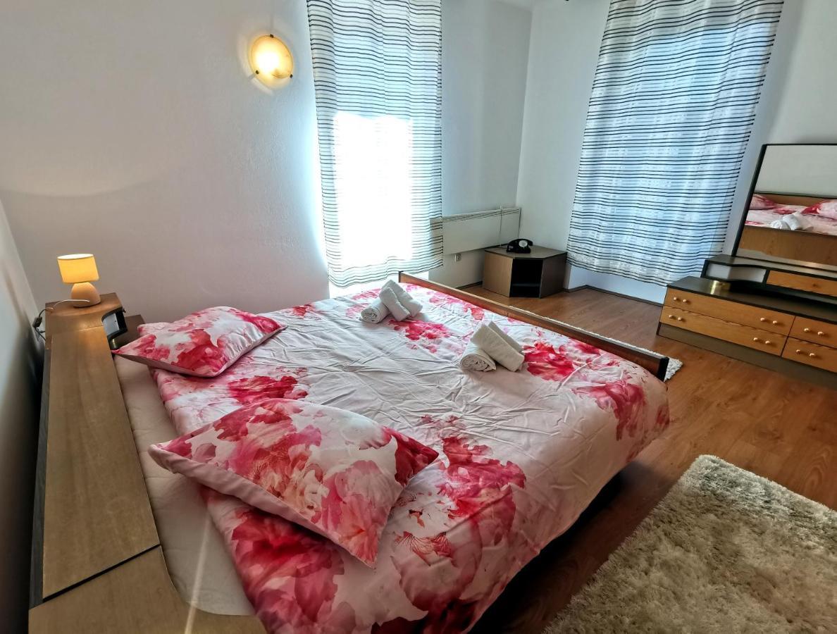 Apartament Parun Pula Zewnętrze zdjęcie