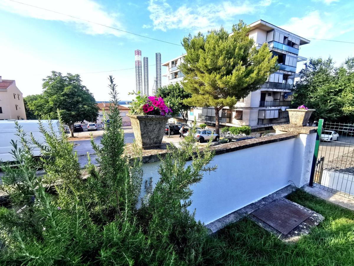 Apartament Parun Pula Zewnętrze zdjęcie